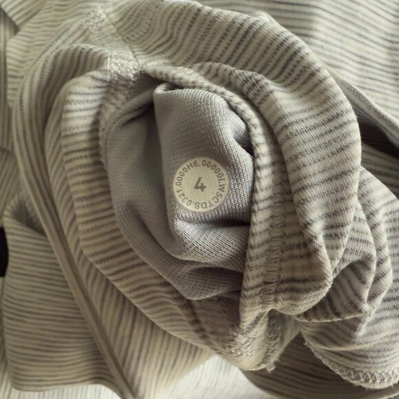 Lululemon Align High-Rise Pant 25" - 4 - Wee Are From Space Nimbus Battleship - Picture 6 of 9